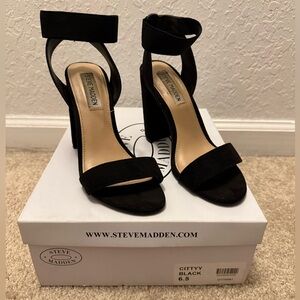 Steve Madden Black Ankle-Strap Block Heel Sandals